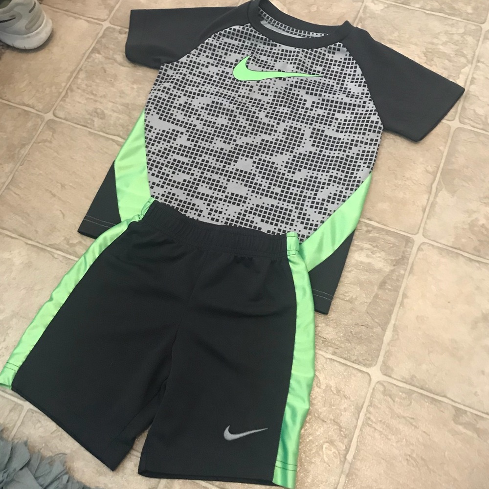 Nike matching set